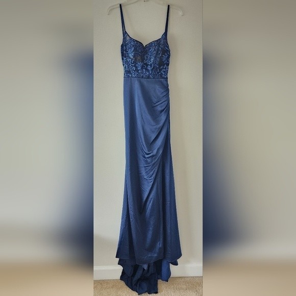 La Femme 29888 Scoop Laced A-Line Satin Embellished Evening Gown Navy Blue 4 NWT - Picture 3 of 10